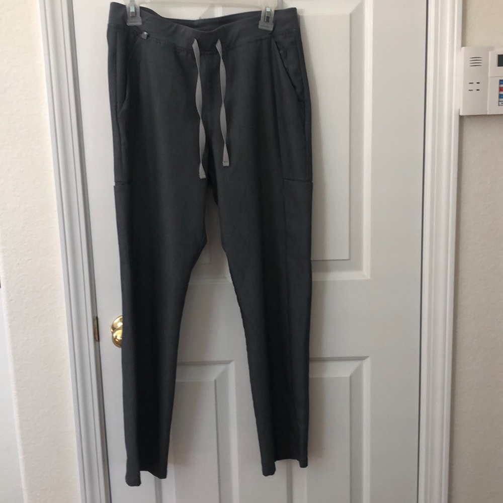 Figs size Medium scrub pants